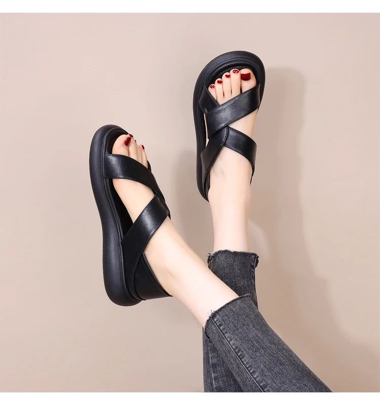 Genuine Leather Roman Beach Sandals Women's Summer Outdoor Flat Soft Bottom Fashion Two-Way Slippers Breathable Hollow out