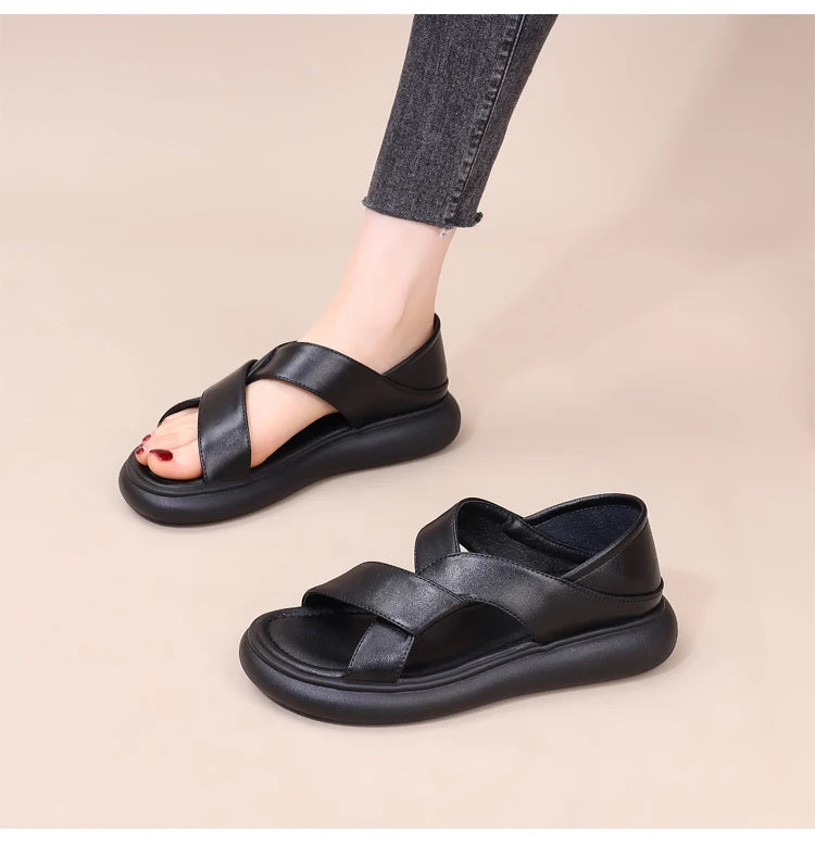 Genuine Leather Roman Beach Sandals Women's Summer Outdoor Flat Soft Bottom Fashion Two-Way Slippers Breathable Hollow out